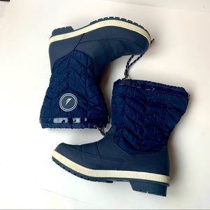 Nautica Navy Snow Becher Boots Size 7